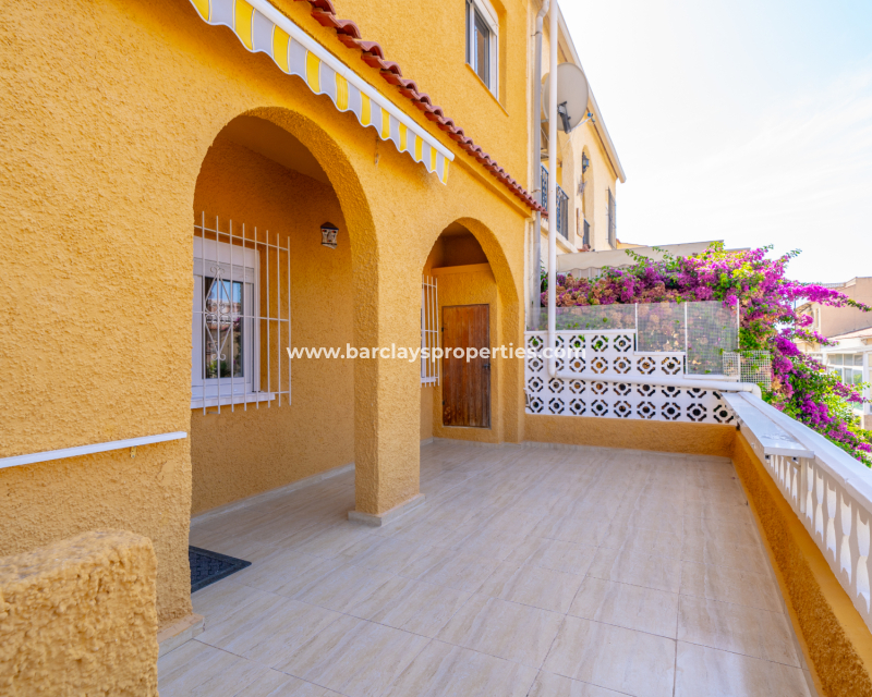 Resale - Terraced - Urb. La Marina