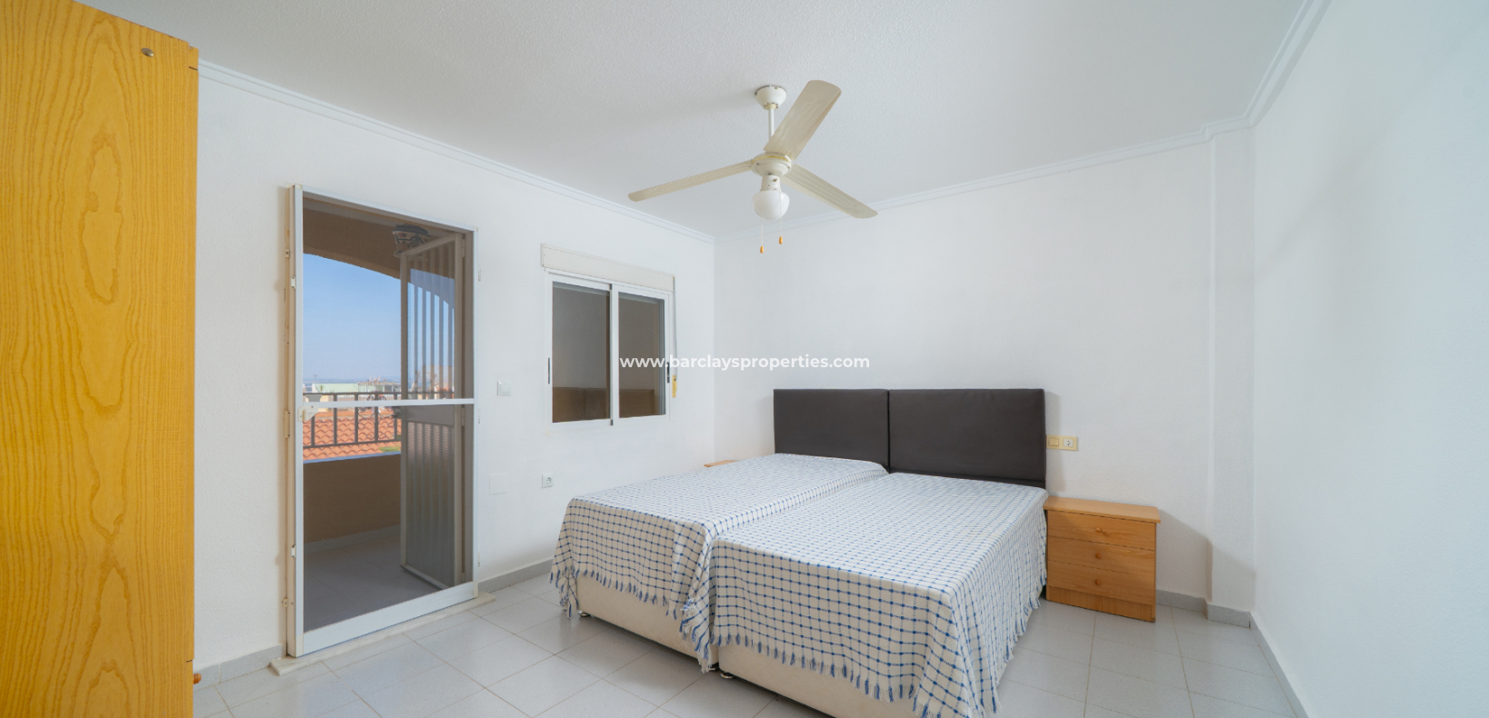 Resale - Terraced - Urb. La Marina
