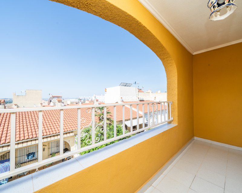 Resale - Terraced - Urb. La Marina