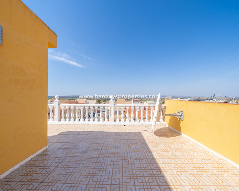 Resale - Terraced - Urb. La Marina