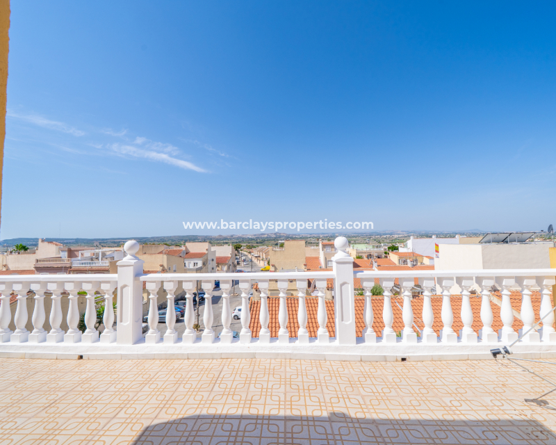 Resale - Terraced - Urb. La Marina