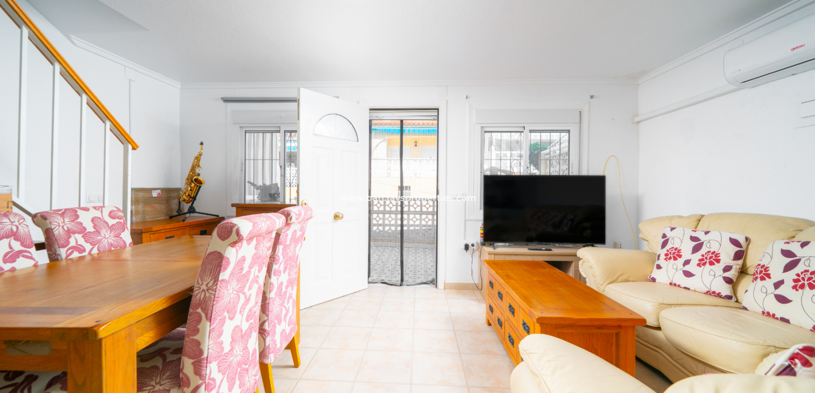 Resale - Terraced - Urb. La Marina