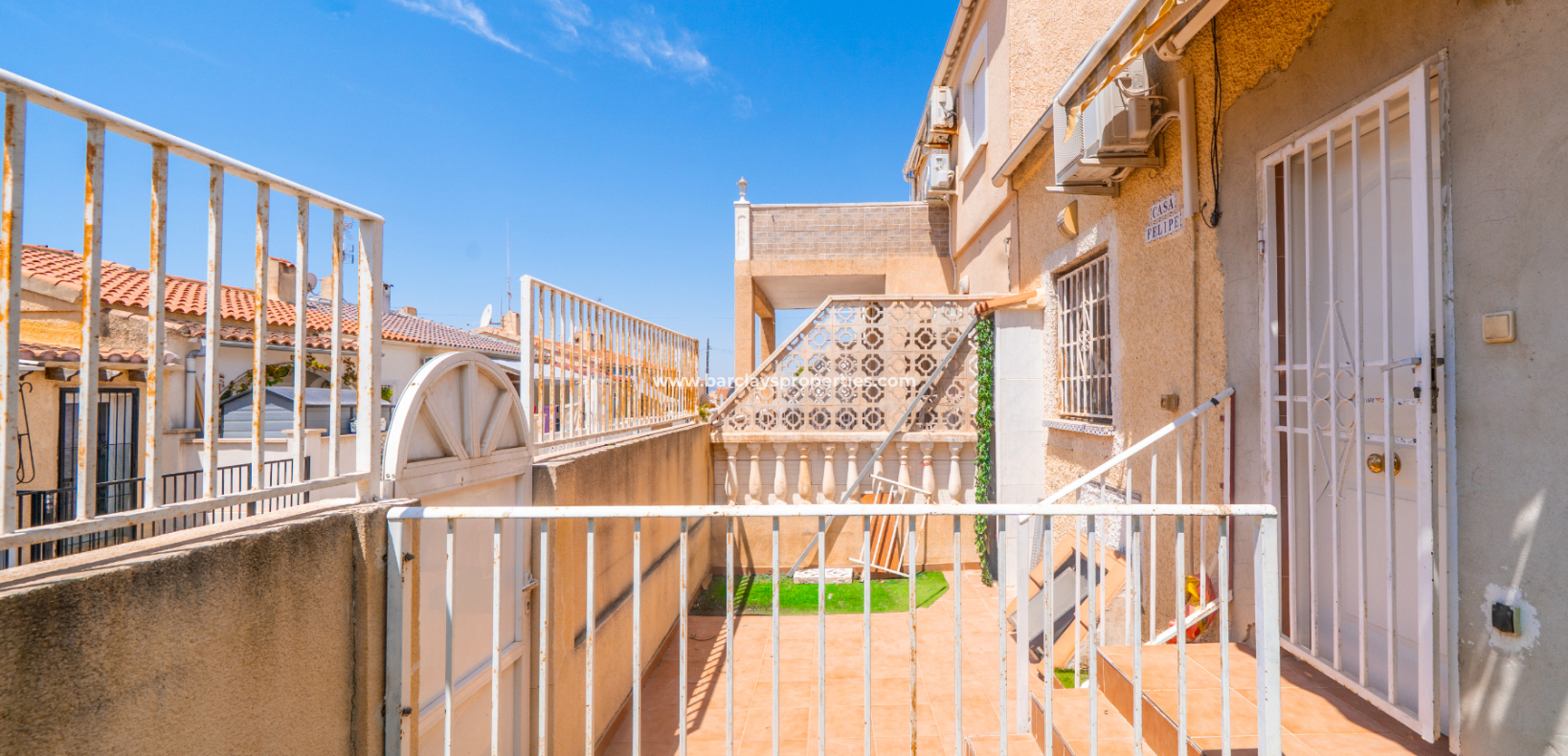 Resale - Terraced - Urb. La Marina