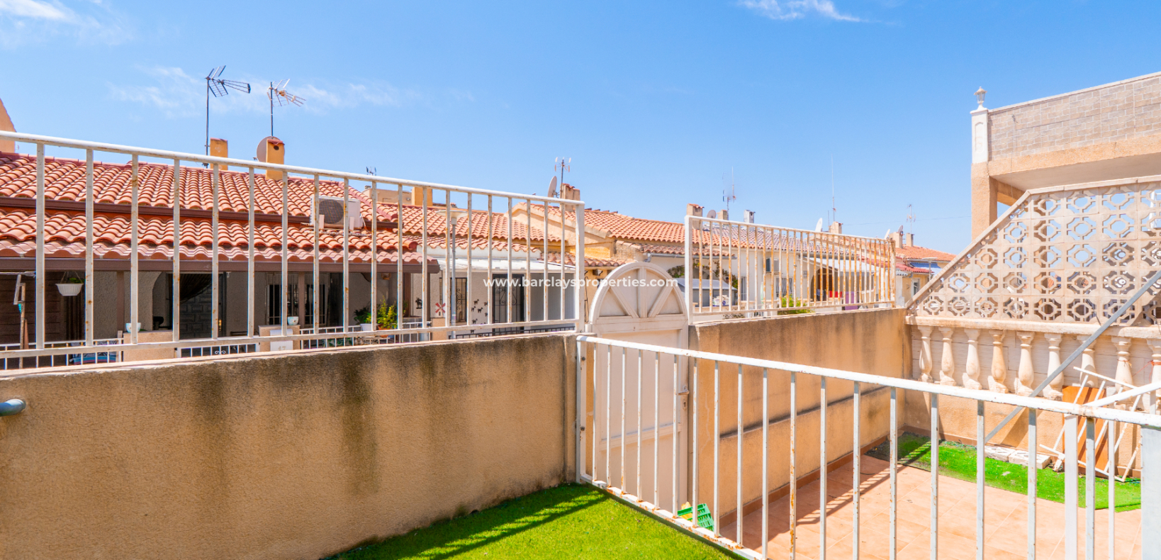 Resale - Terraced - Urb. La Marina