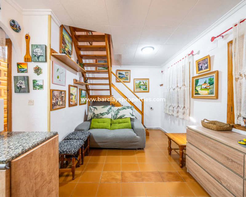 Resale - Terraced - Urb. La Marina