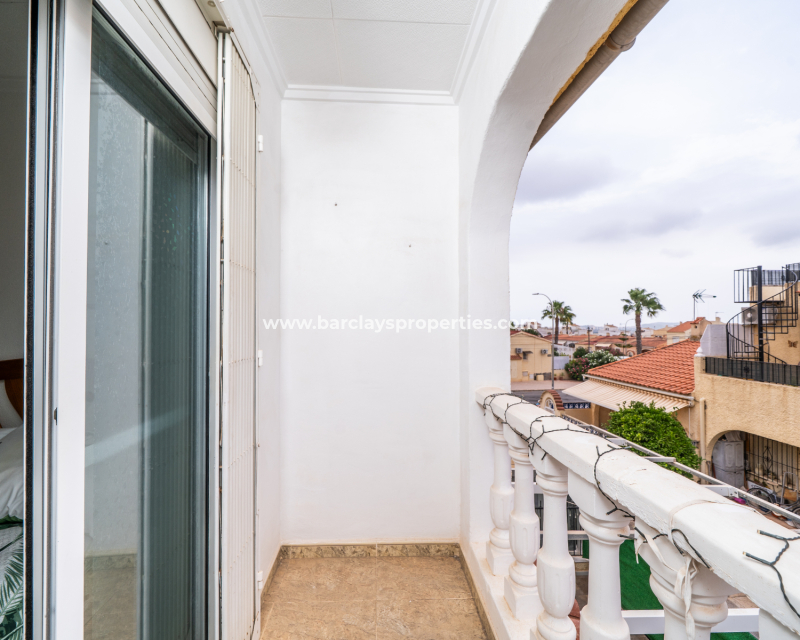 Resale - Terraced - Urb. La Marina