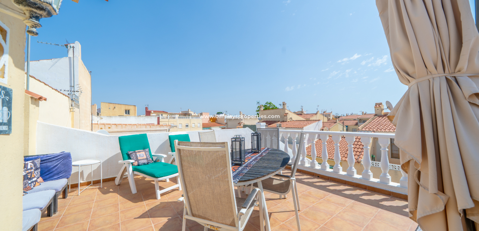 Resale - Terraced - Urb. La Marina