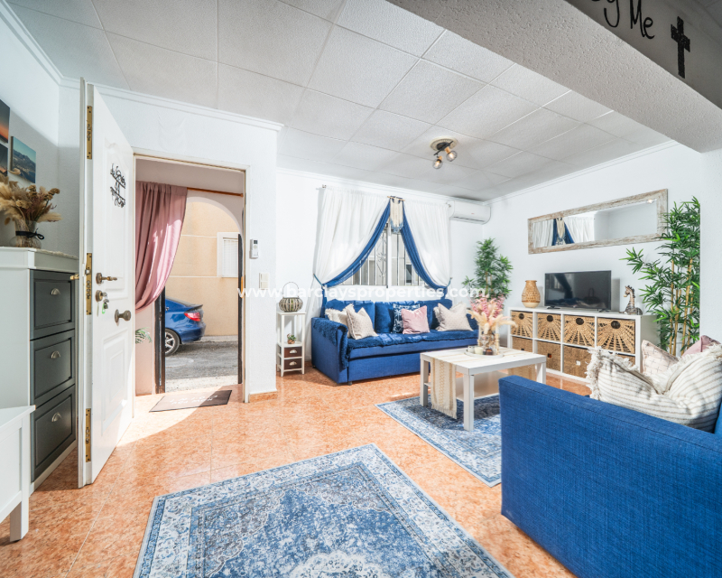 Resale - Terraced - Urb. La Marina