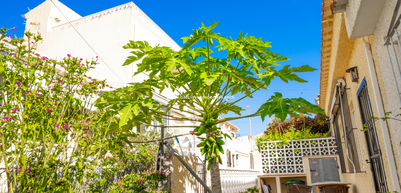 Resale - Terraced - Urb. La Marina