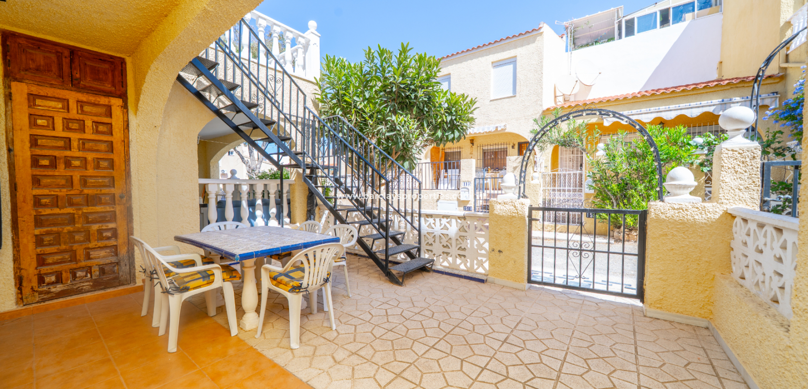 Resale - Terraced - Urb. La Marina