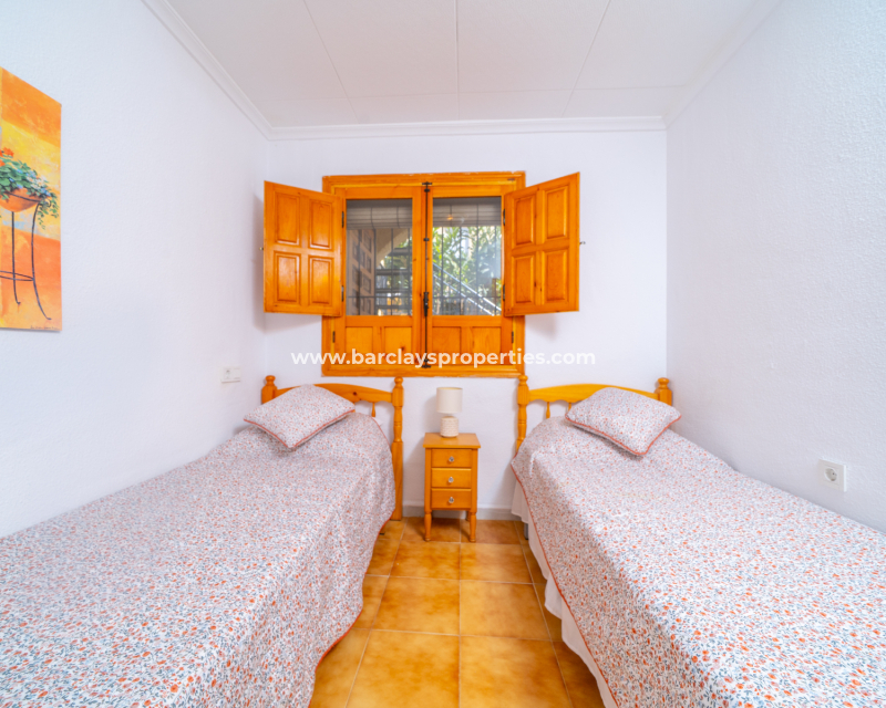 Resale - Terraced - Urb. La Marina
