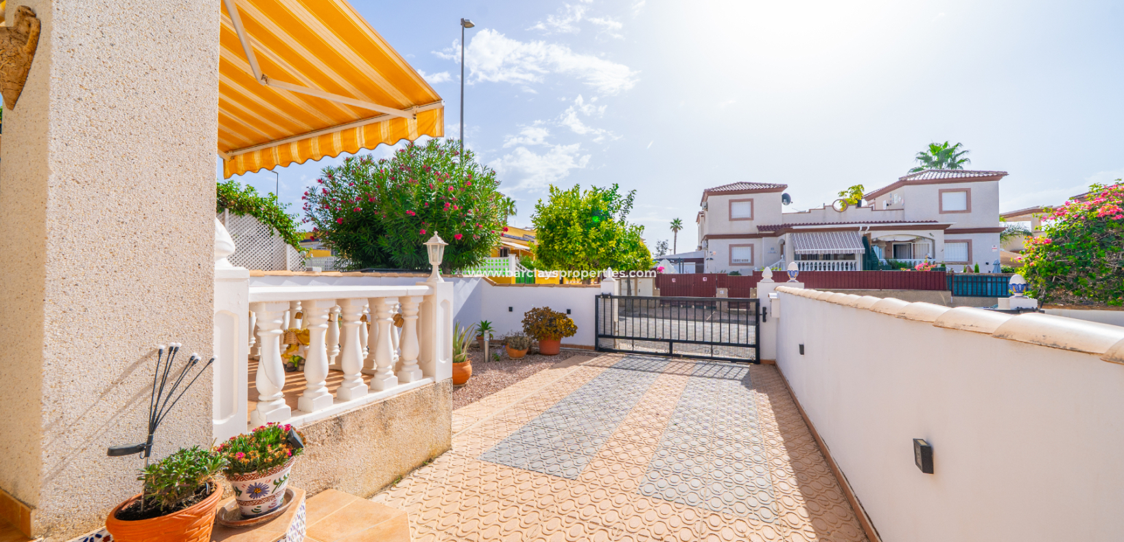 Resale - Terraced - Urb. La Marina
