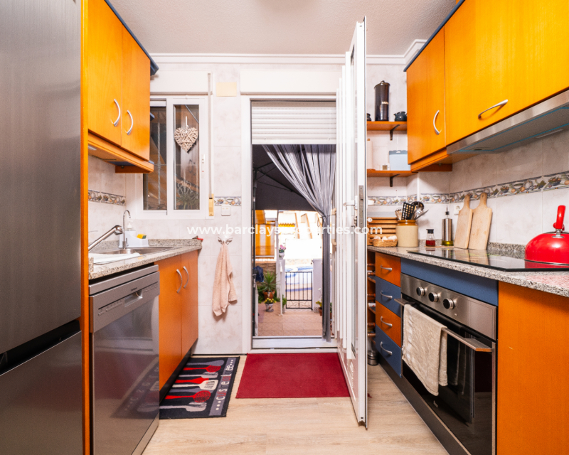 Resale - Terraced - Urb. La Marina