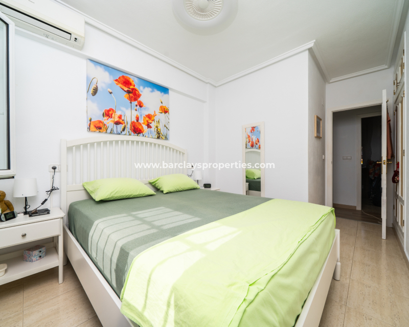 Resale - Terraced - Urb. La Marina