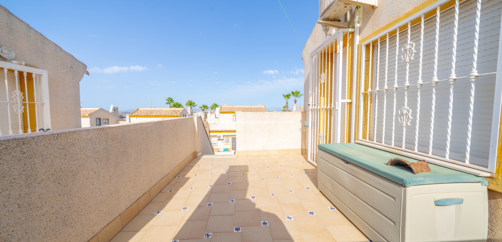 Resale - Terraced - Urb. La Marina