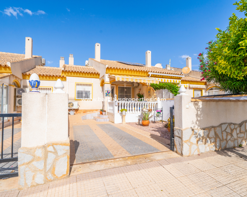 Resale - Terraced - Urb. La Marina