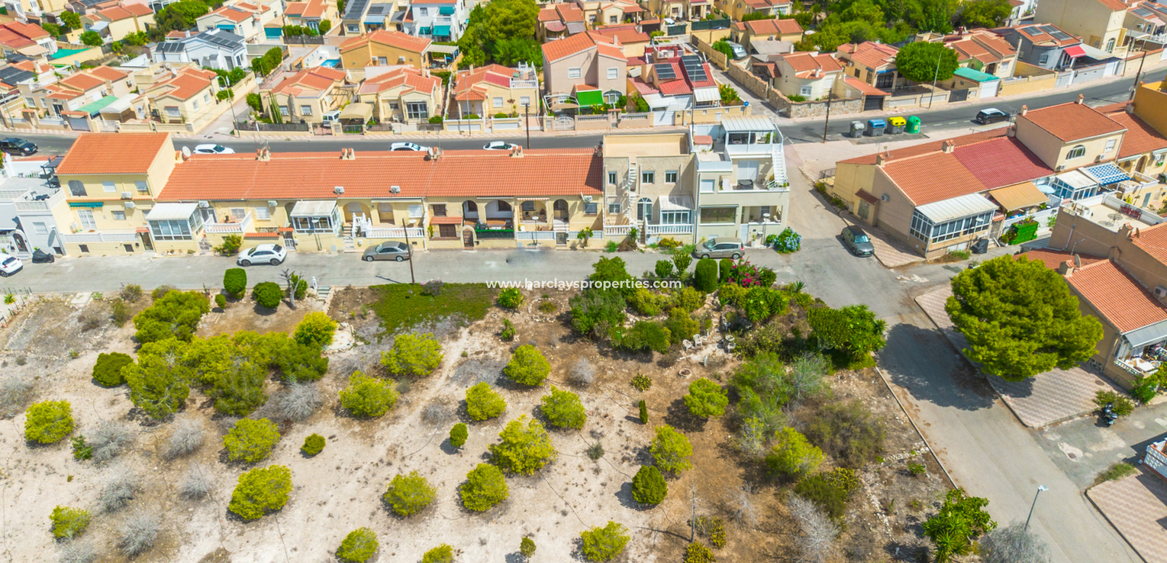 Resale - Terraced - Urb. La Marina