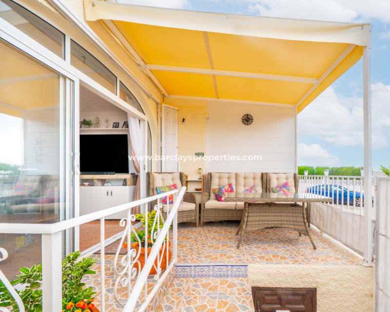 Resale - Terraced - Urb. La Marina
