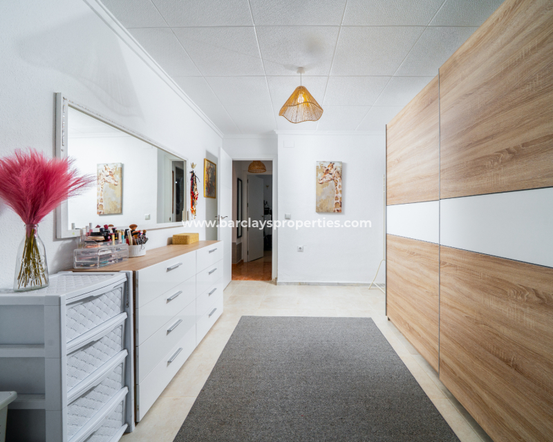 Resale - Terraced - Urb. La Marina