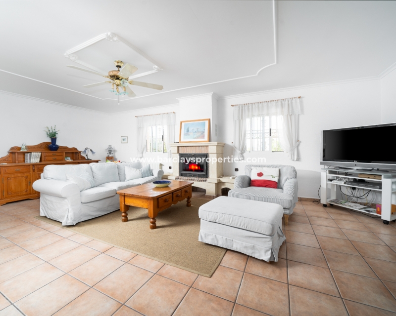 Reventa - Chalet Independiente - Urb. La Marina