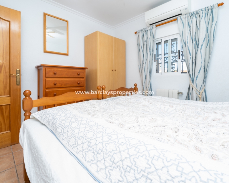 Reventa - Chalet Independiente - Urb. La Marina