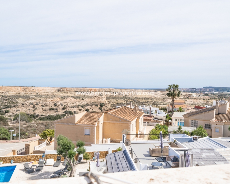 Reventa - Chalet Independiente - Urb. La Marina