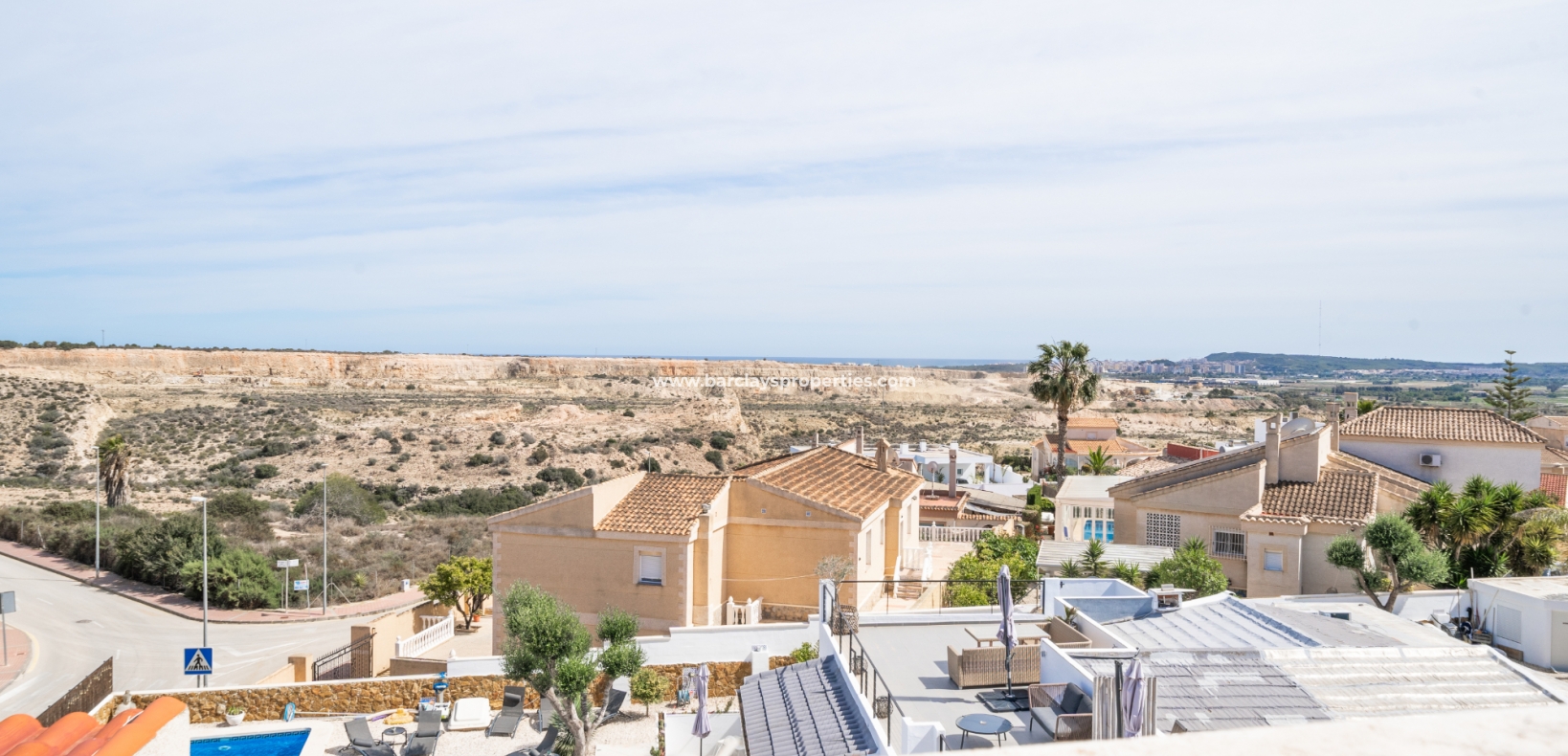 Reventa - Chalet Independiente - Urb. La Marina