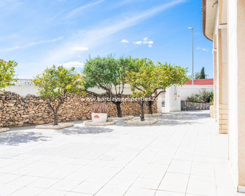 Reventa - Chalet Independiente - Urb. La Marina