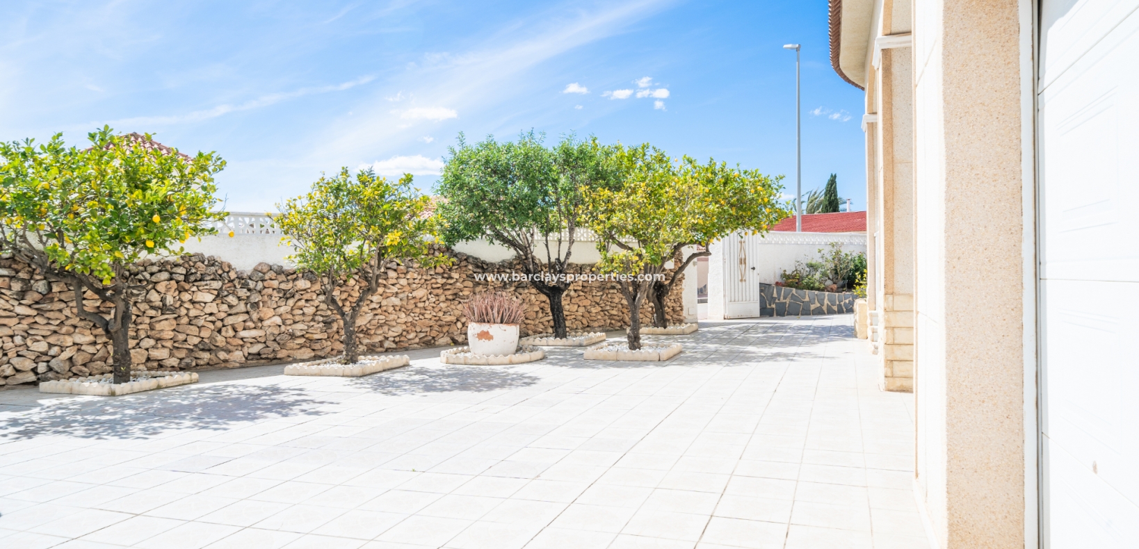 Reventa - Chalet Independiente - Urb. La Marina
