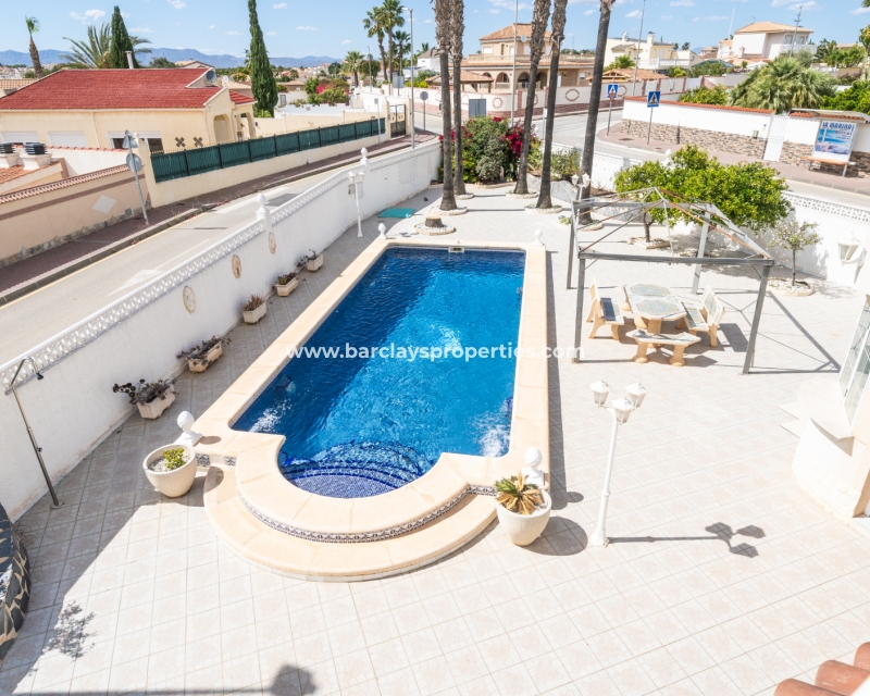 Reventa - Chalet Independiente - Urb. La Marina