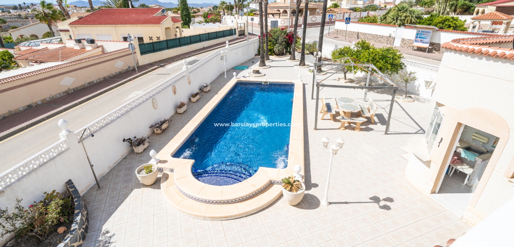 Reventa - Chalet Independiente - Urb. La Marina