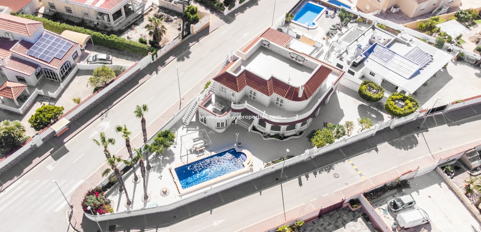 Reventa - Chalet Independiente - Urb. La Marina