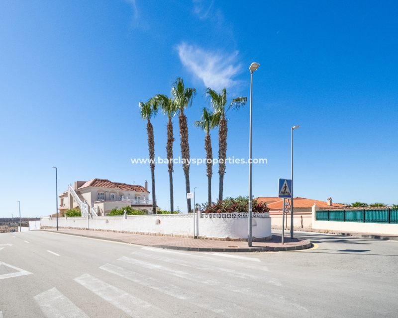 Reventa - Chalet Independiente - Urb. La Marina