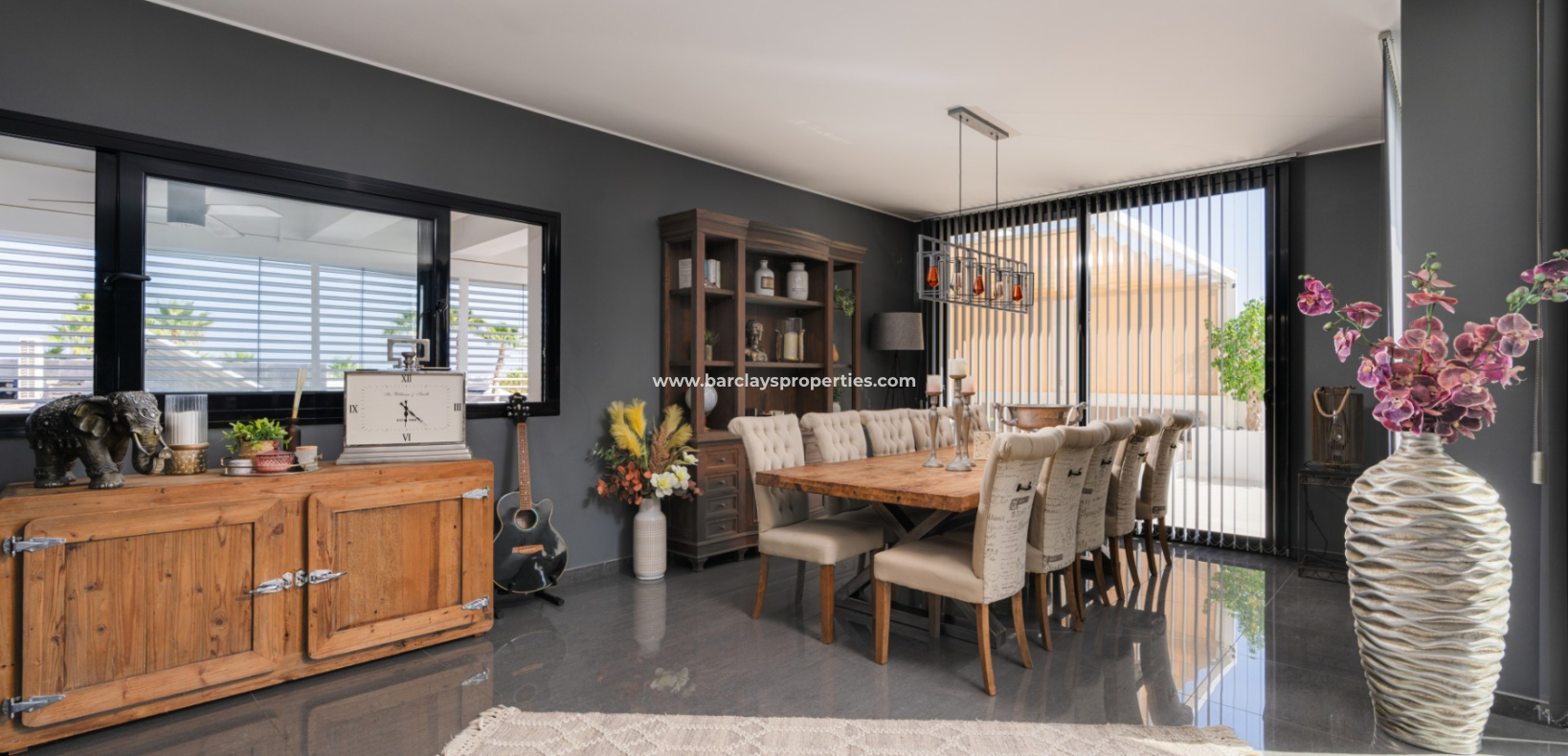 Reventa - Chalet Independiente - Urb. La Marina