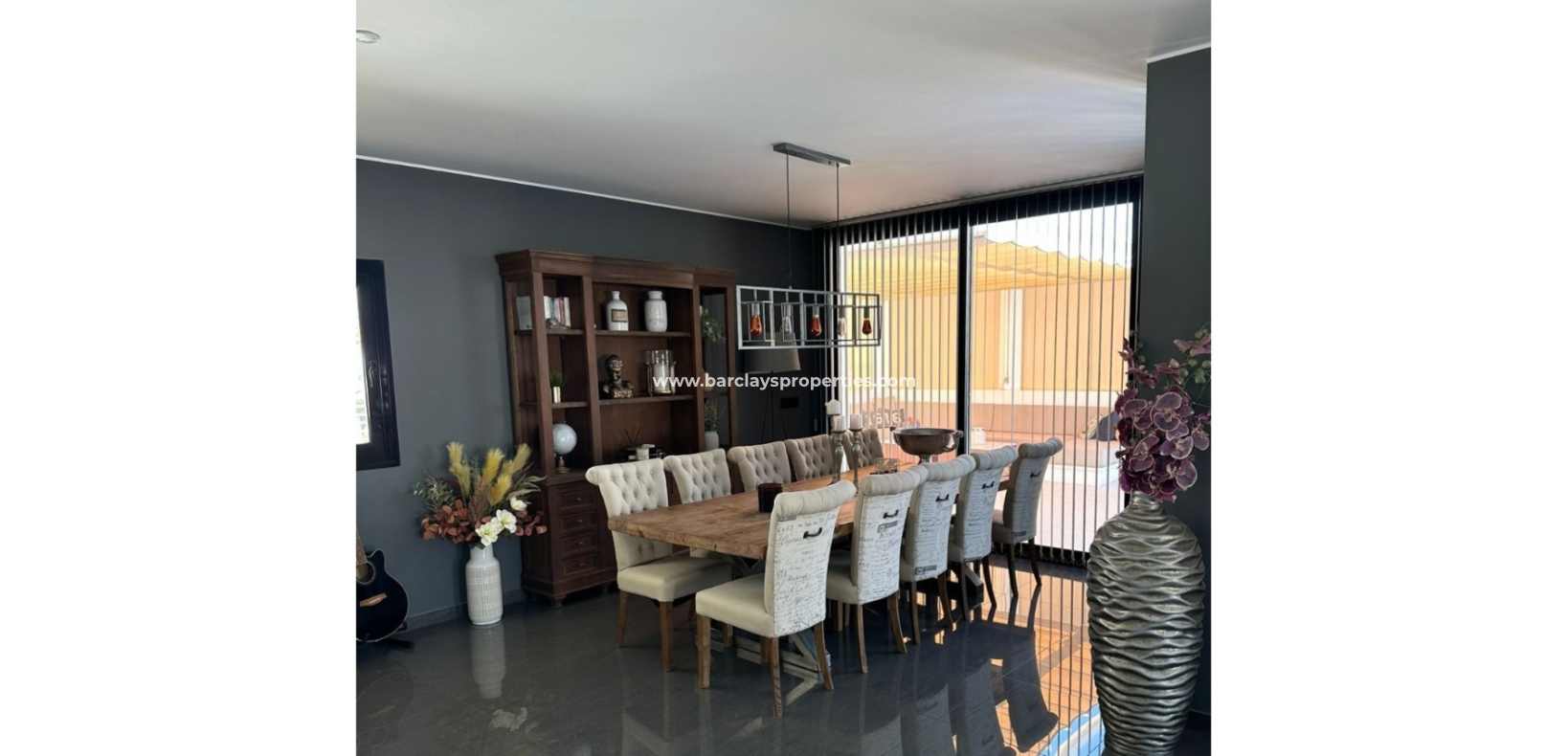 Reventa - Chalet Independiente - Urb. La Marina
