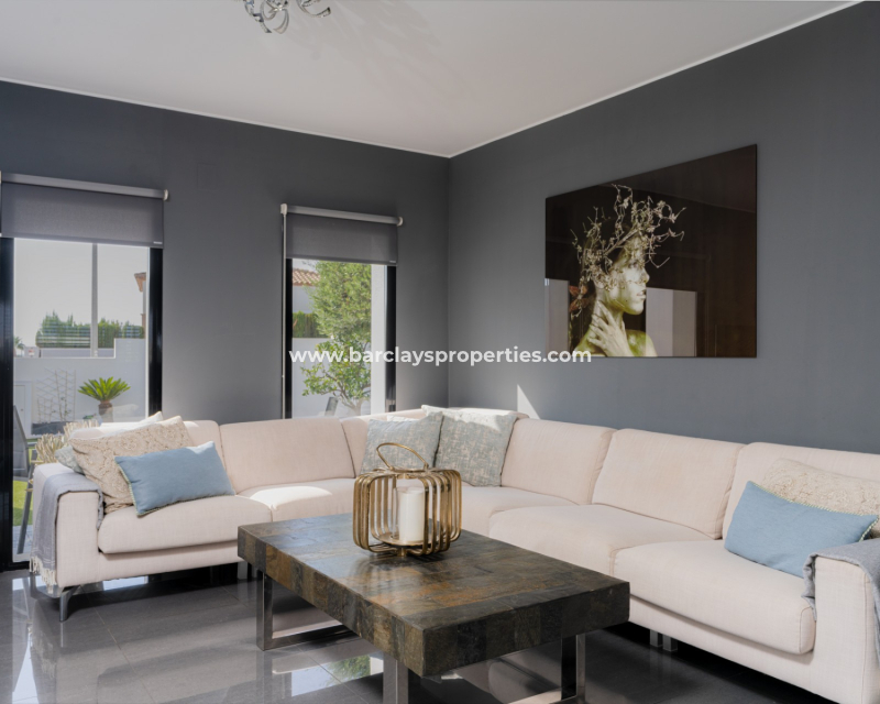 Reventa - Chalet Independiente - Urb. La Marina