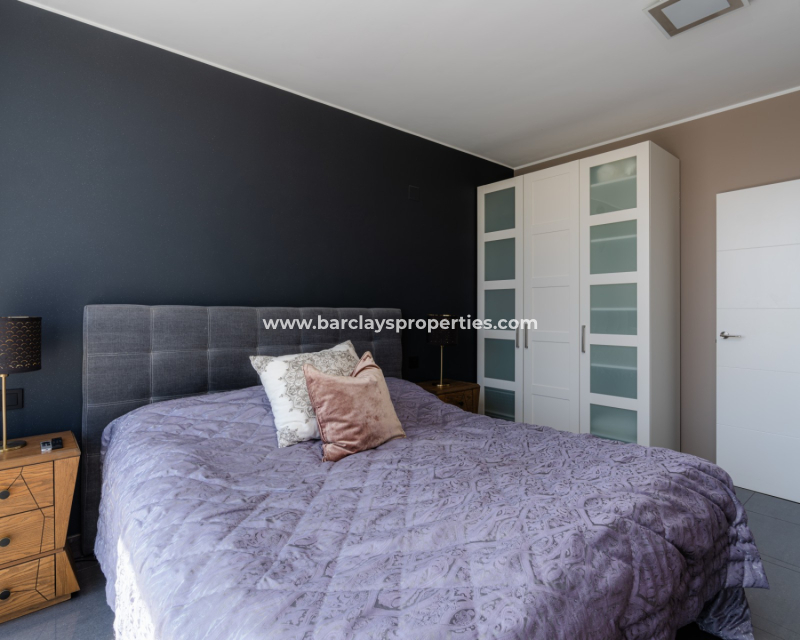 Reventa - Chalet Independiente - Urb. La Marina