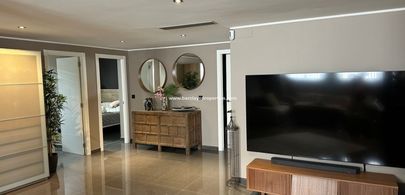 Reventa - Chalet Independiente - Urb. La Marina
