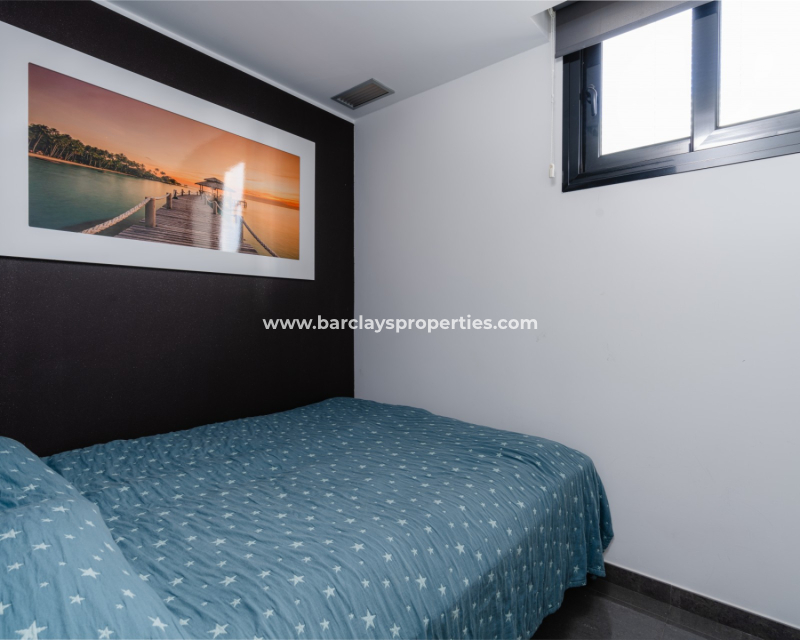 Reventa - Chalet Independiente - Urb. La Marina