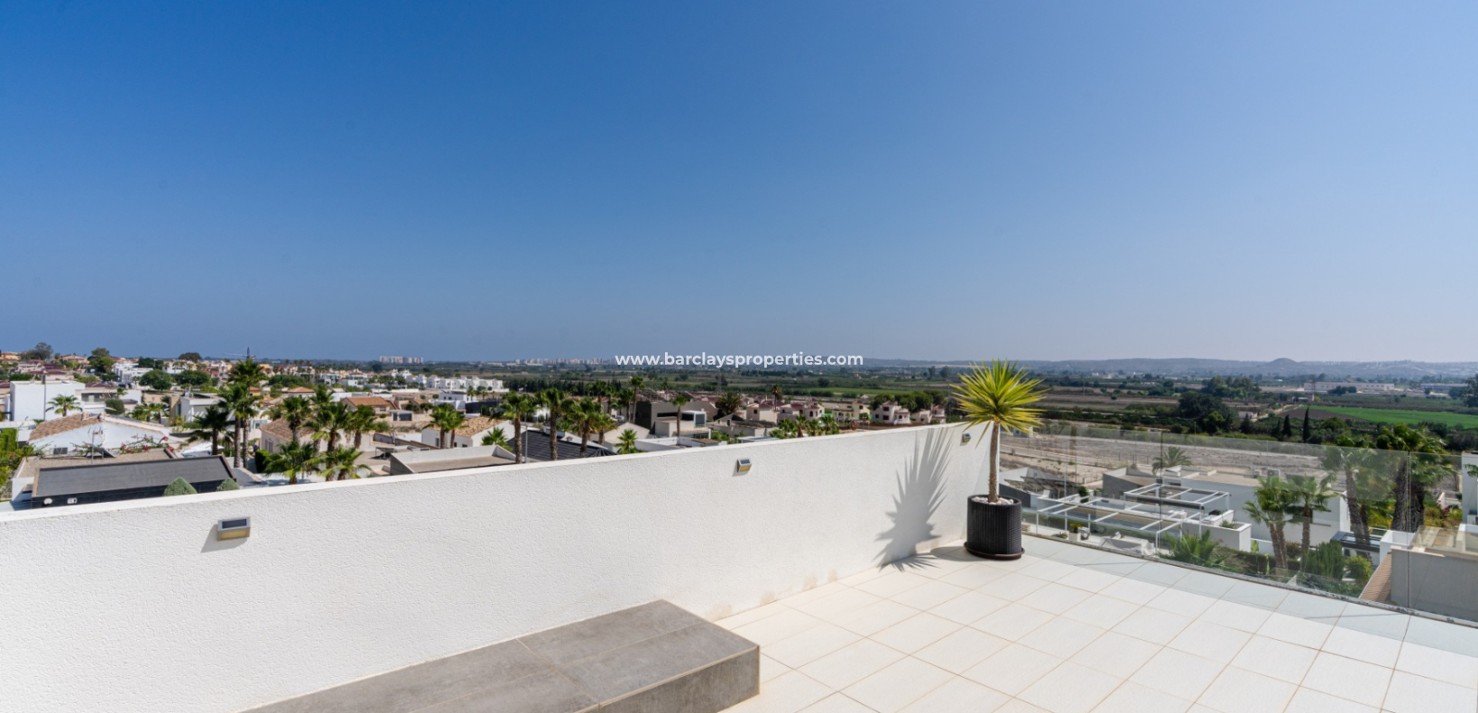 Reventa - Chalet Independiente - Urb. La Marina