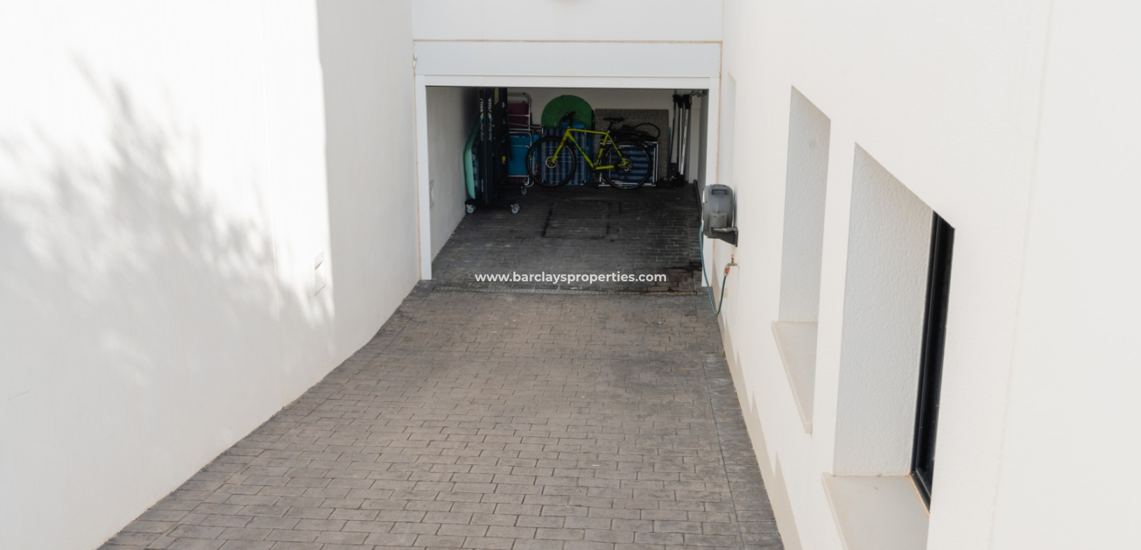 Reventa - Chalet Independiente - Urb. La Marina