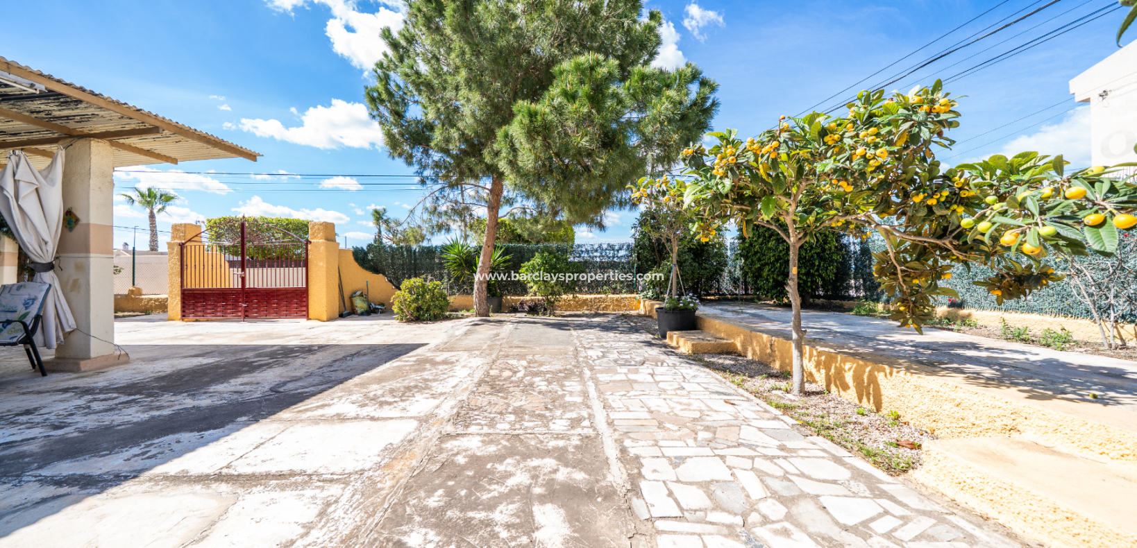 Reventa - Chalet Independiente - Urb. La Marina