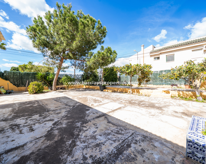 Reventa - Chalet Independiente - Urb. La Marina