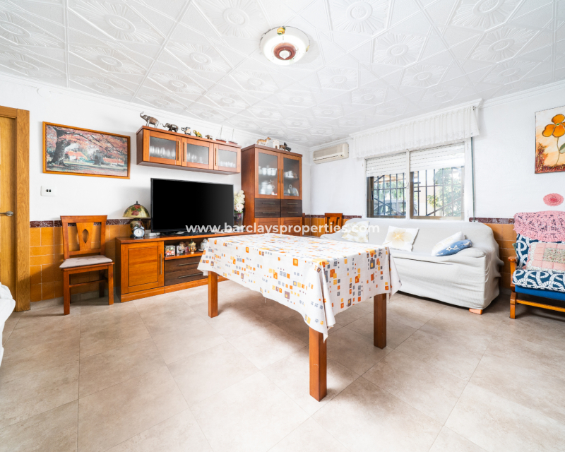 Reventa - Chalet Independiente - Urb. La Marina