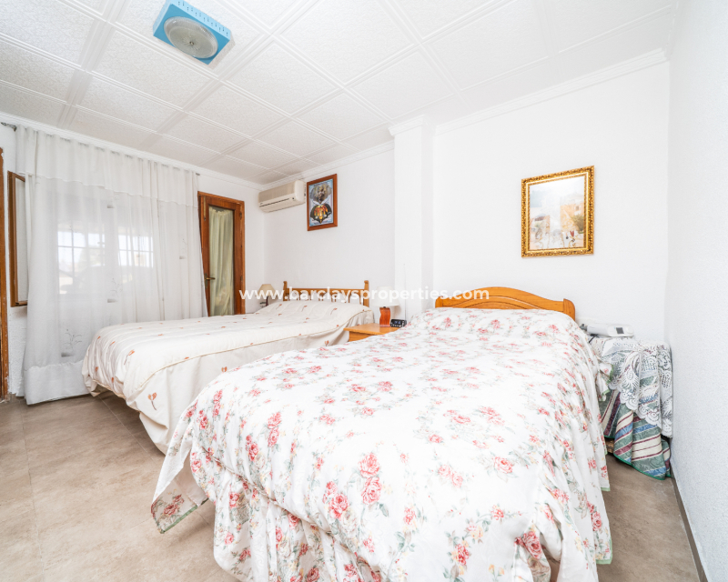 Reventa - Chalet Independiente - Urb. La Marina