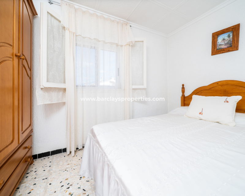 Reventa - Chalet Independiente - Urb. La Marina