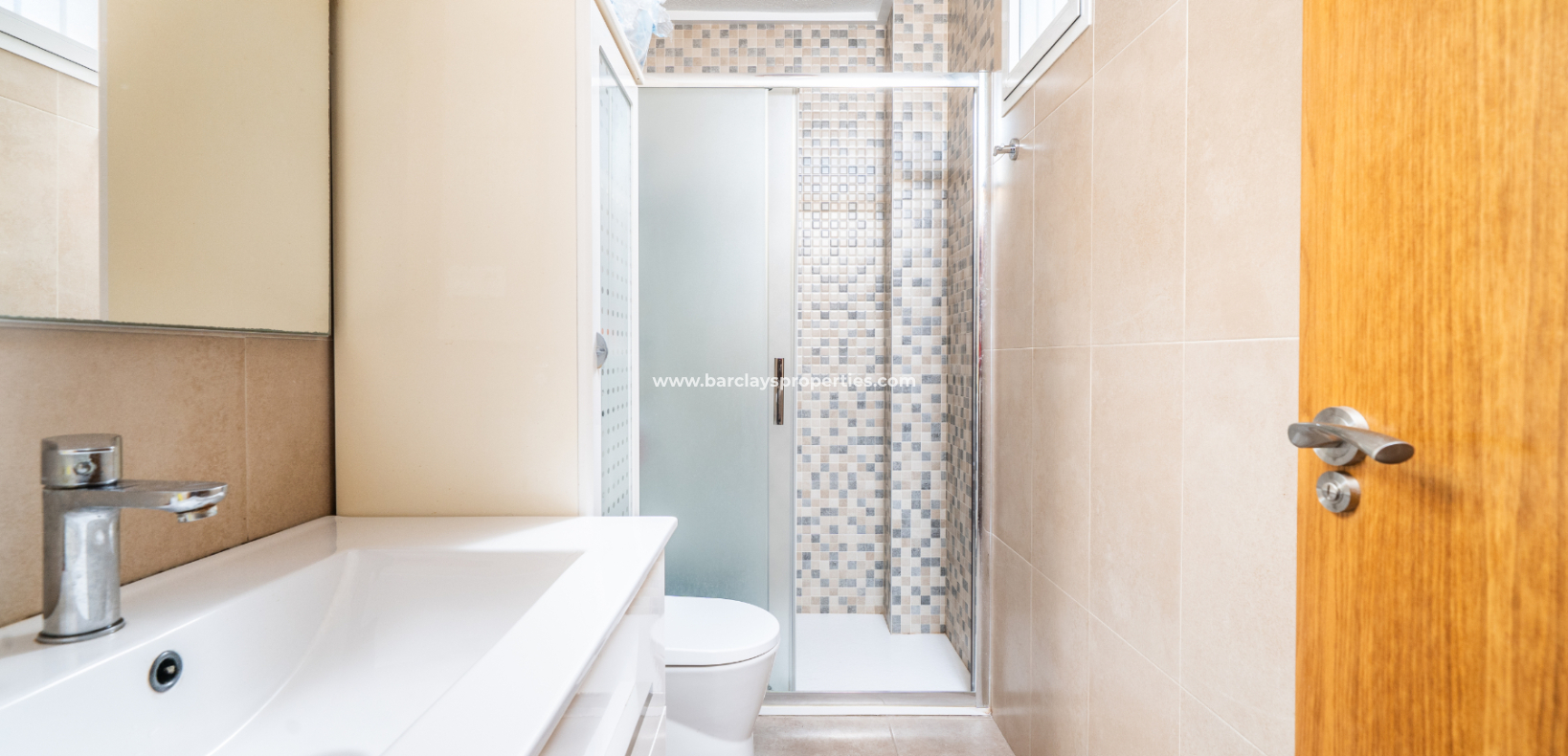 Reventa - Chalet Independiente - Urb. La Marina
