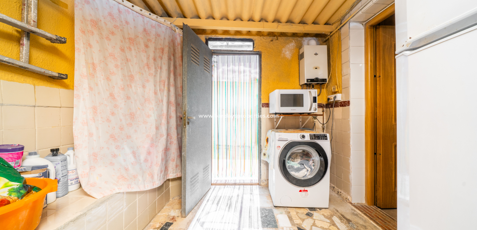 Reventa - Chalet Independiente - Urb. La Marina
