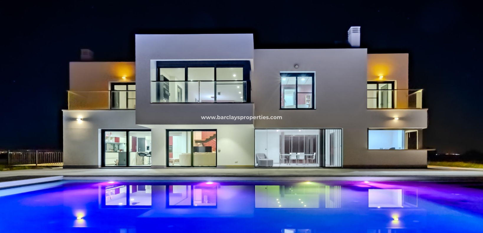 Reventa - Chalet Independiente - Urb. La Marina