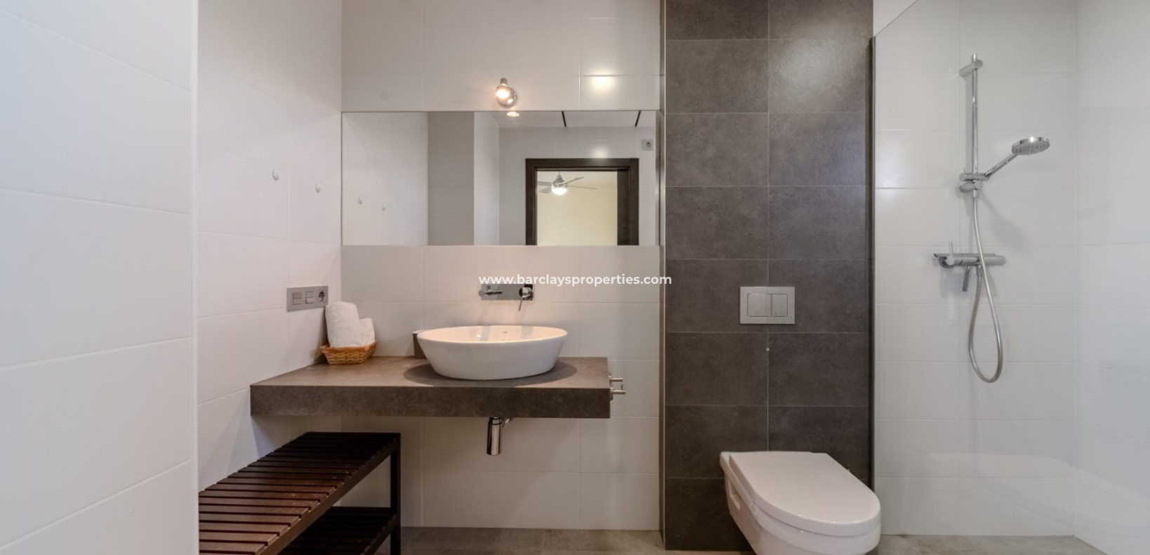 Reventa - Chalet Independiente - Urb. La Marina